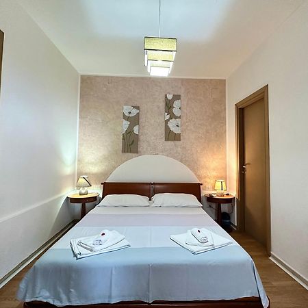 B&B Verzavo Cetraro Bagian luar foto