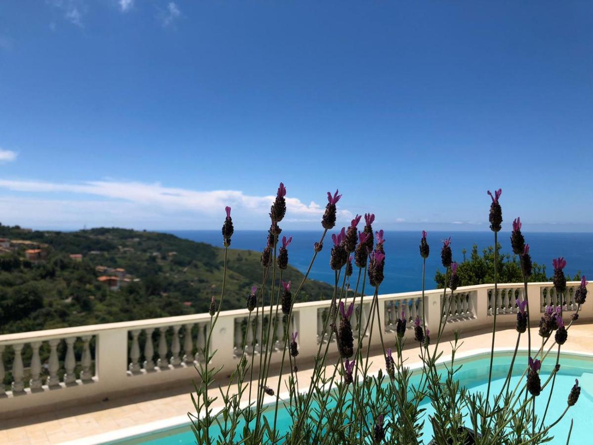 B&B Verzavo Cetraro Bagian luar foto